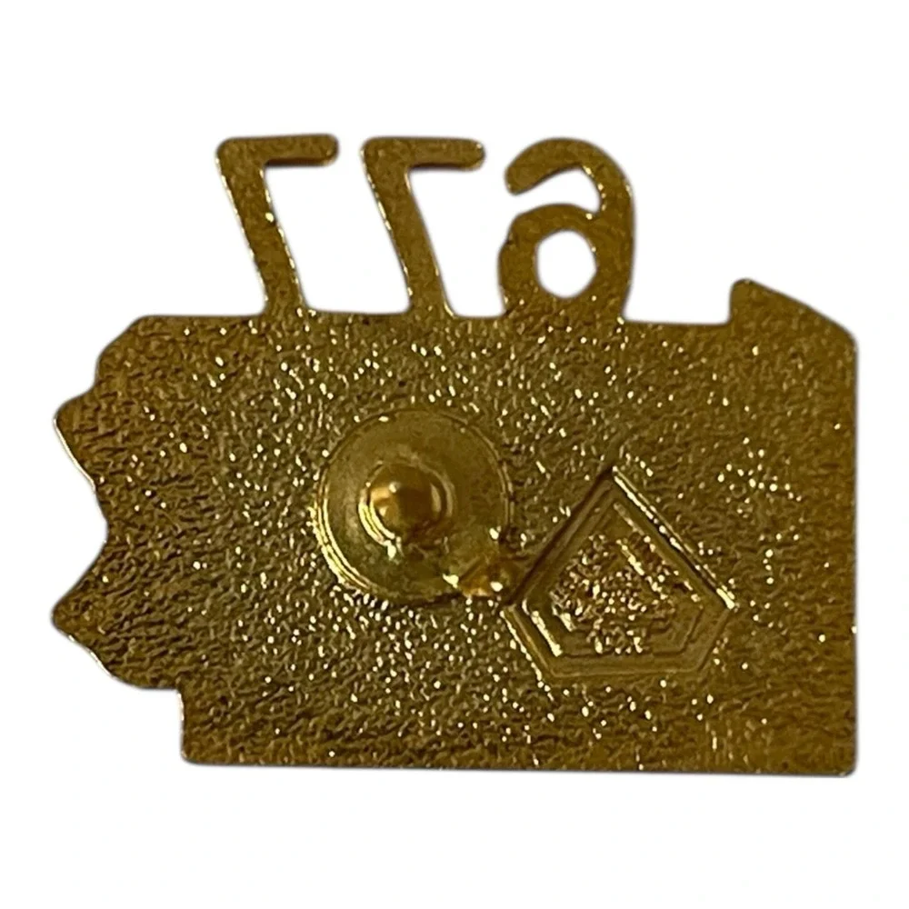 Mack UAW Local 677 Allentown PA‎ Enamel Lapel Hat Tie Pin Auto Workers Union